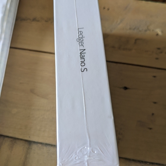 Ledger nano crypto wallet - Picture 2 of 2